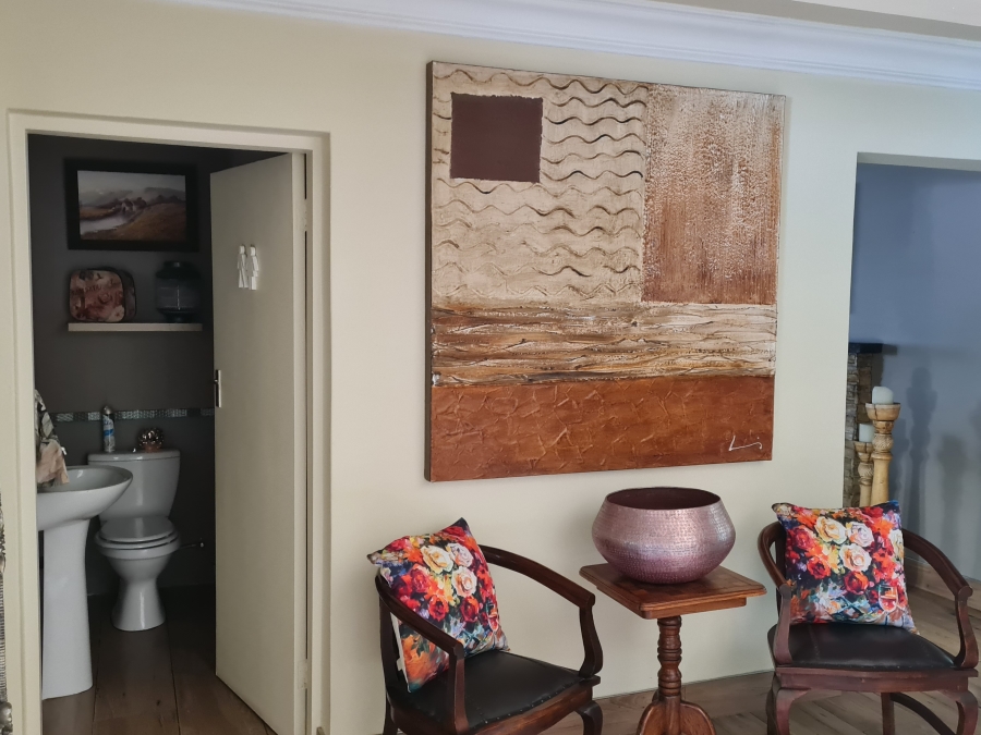 3 Bedroom Property for Sale in Sonneveld Gauteng