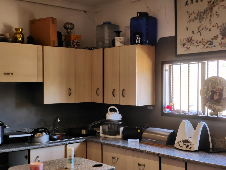 8 Bedroom Property for Sale in Rayton Gauteng