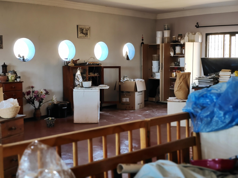 8 Bedroom Property for Sale in Rayton Gauteng