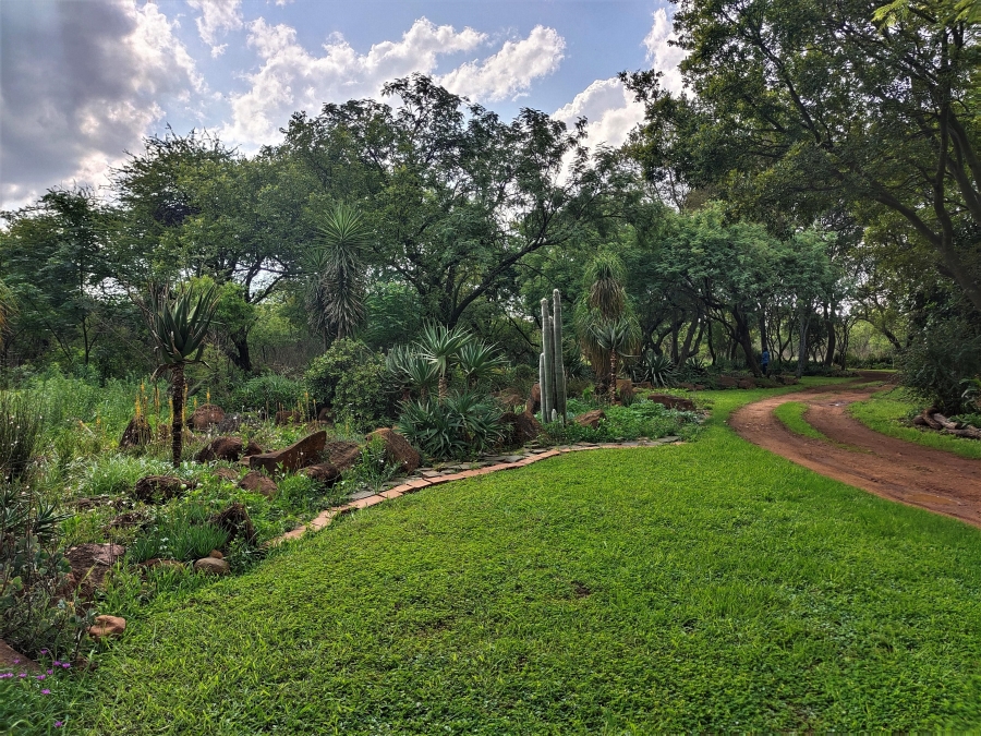 4 Bedroom Property for Sale in Doornkraal Gauteng
