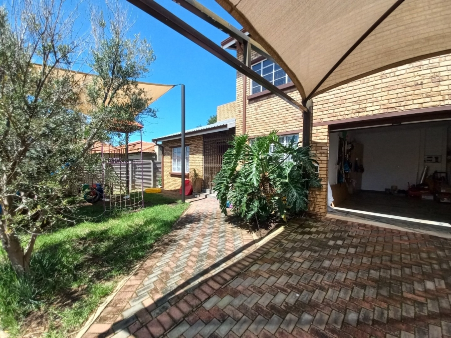 3 Bedroom Property for Sale in Ardenwold SH Gauteng