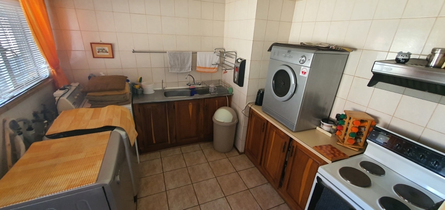 3 Bedroom Property for Sale in Flora Gardens Gauteng