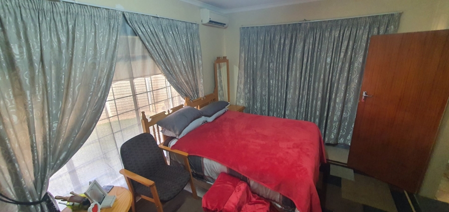 3 Bedroom Property for Sale in Flora Gardens Gauteng