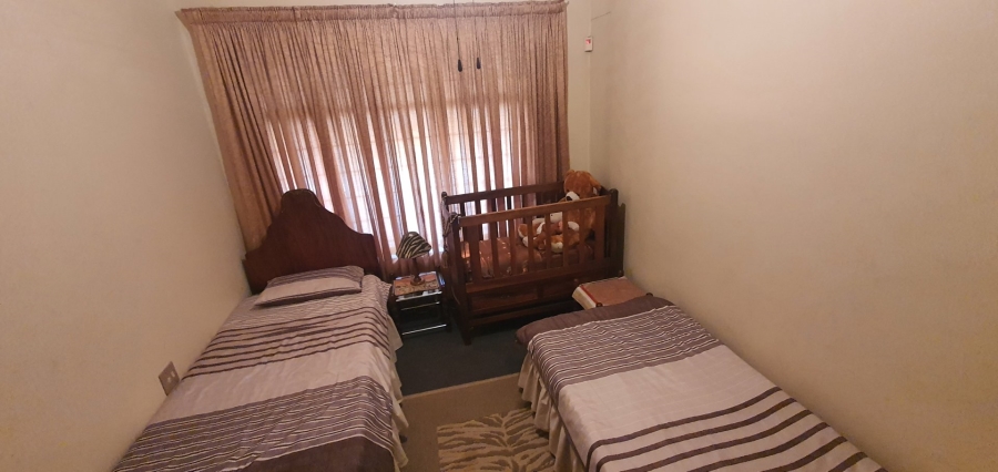 3 Bedroom Property for Sale in Flora Gardens Gauteng