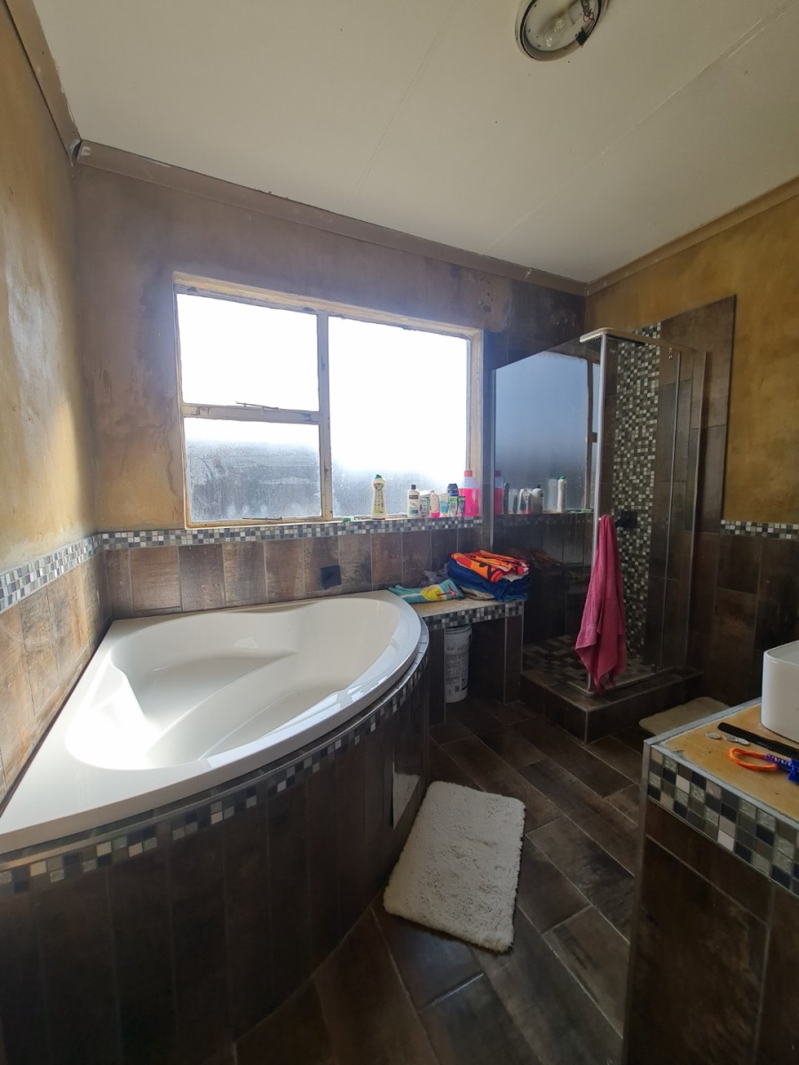 3 Bedroom Property for Sale in Rusticana Gauteng
