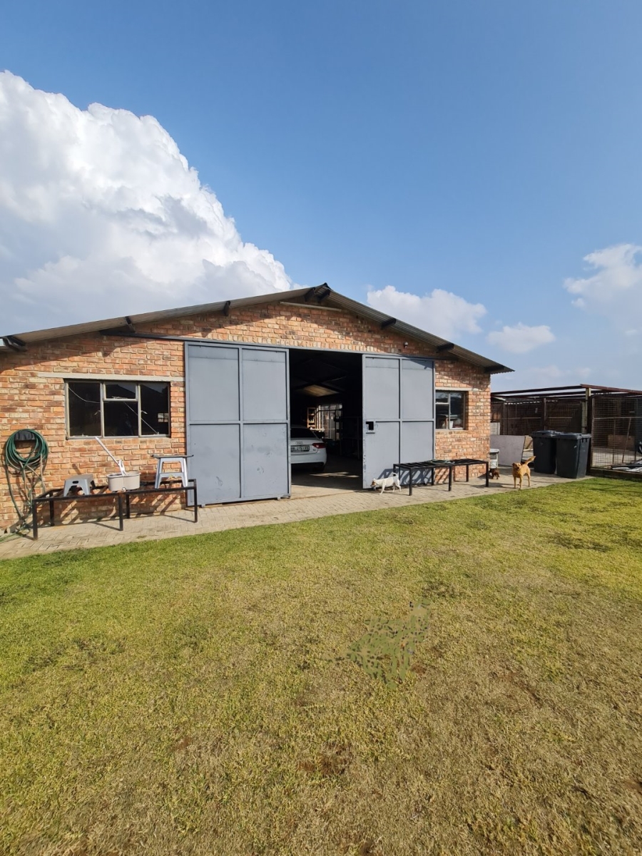 3 Bedroom Property for Sale in Rusticana Gauteng