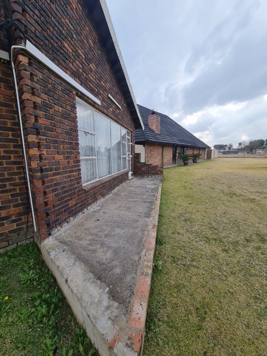 3 Bedroom Property for Sale in Rusticana Gauteng