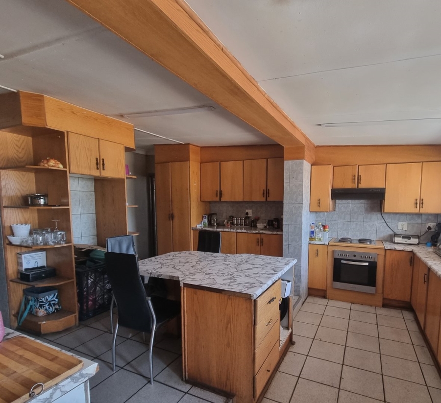 3 Bedroom Property for Sale in Roodia Gauteng