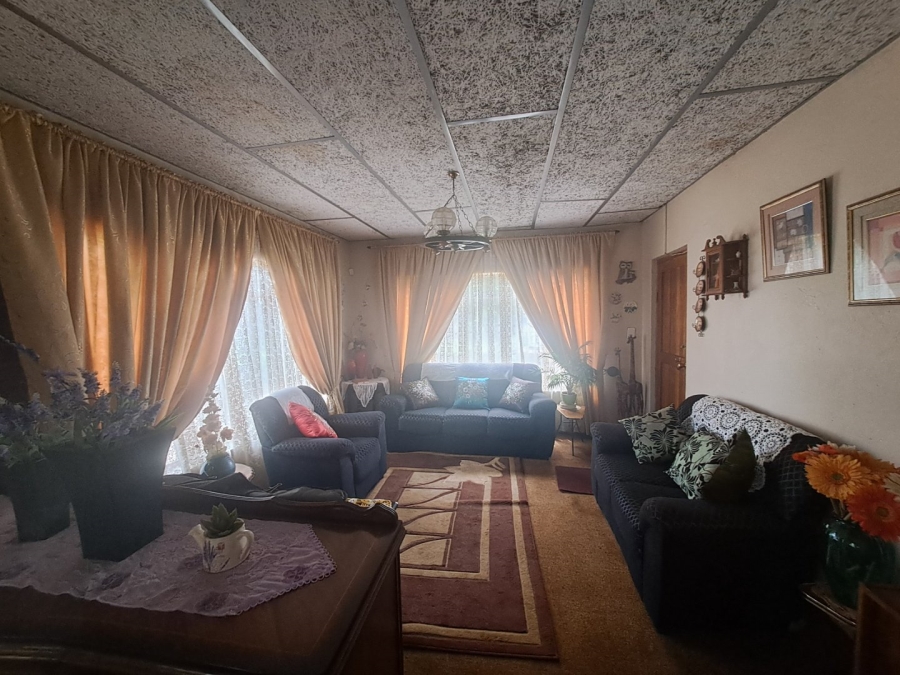 3 Bedroom Property for Sale in Rosashof Gauteng