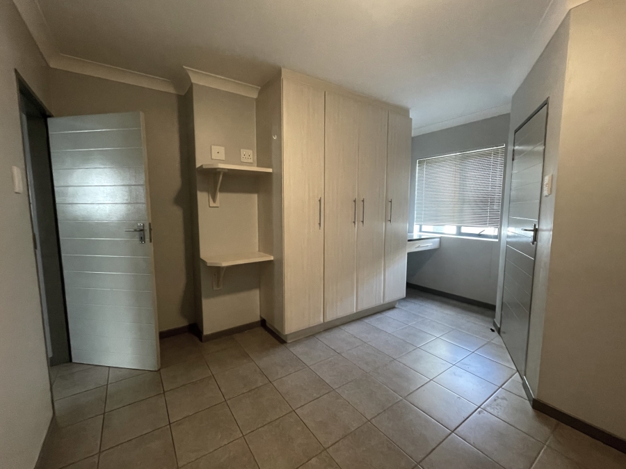 2 Bedroom Property for Sale in Menlo Park Gauteng