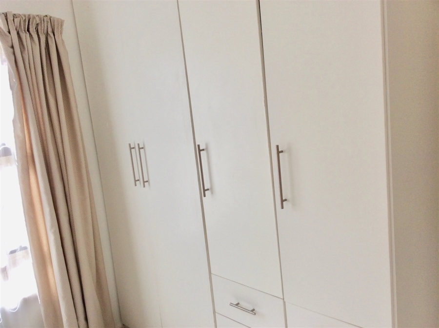 3 Bedroom Property for Sale in Blue Hills Gauteng