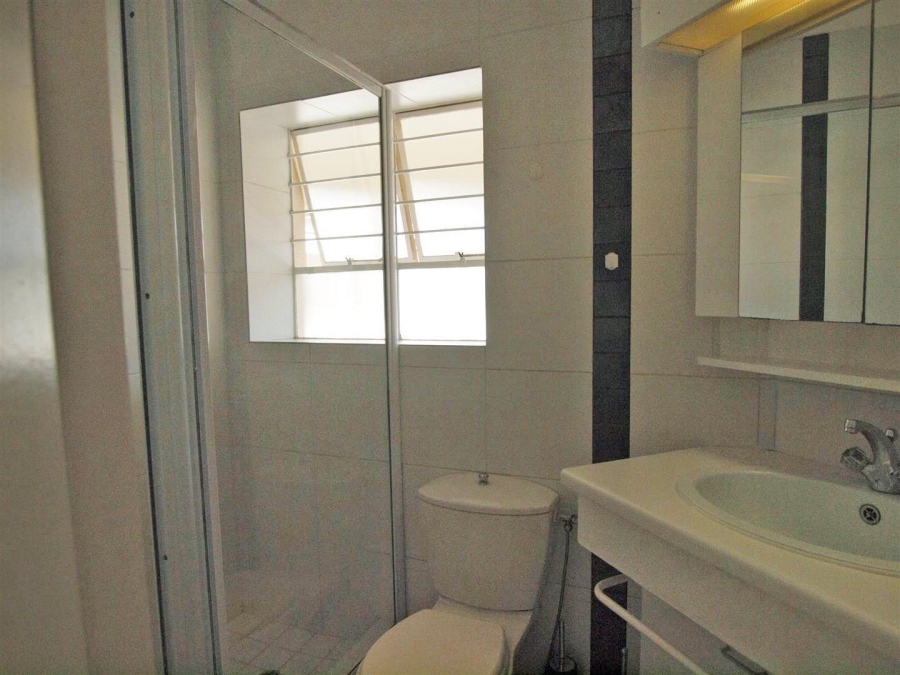 1 Bedroom Property for Sale in Illovo Gauteng