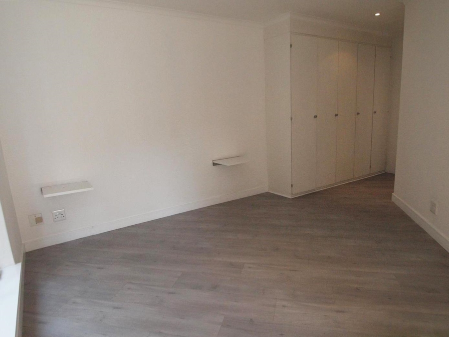 1 Bedroom Property for Sale in Illovo Gauteng