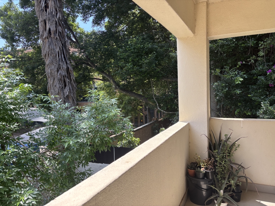 1 Bedroom Property for Sale in Illovo Gauteng