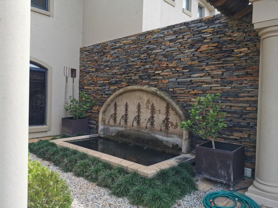 4 Bedroom Property for Sale in Sable Hills Gauteng