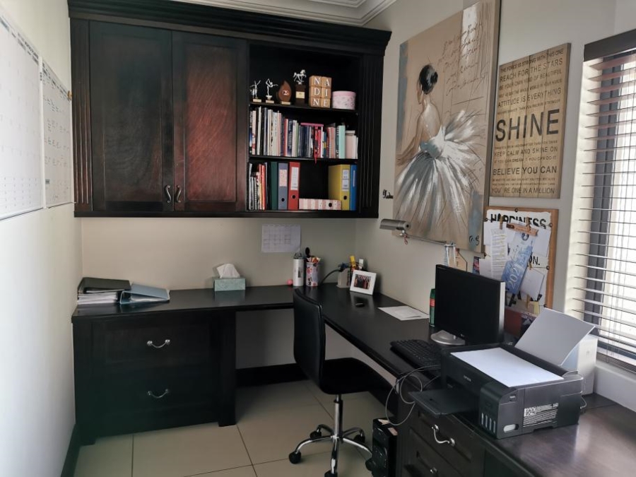 4 Bedroom Property for Sale in Sable Hills Gauteng