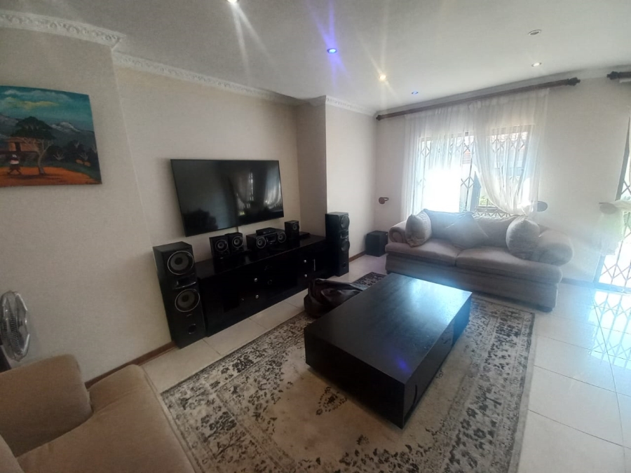 4 Bedroom Property for Sale in Vanderbijlpark SE 8 Gauteng