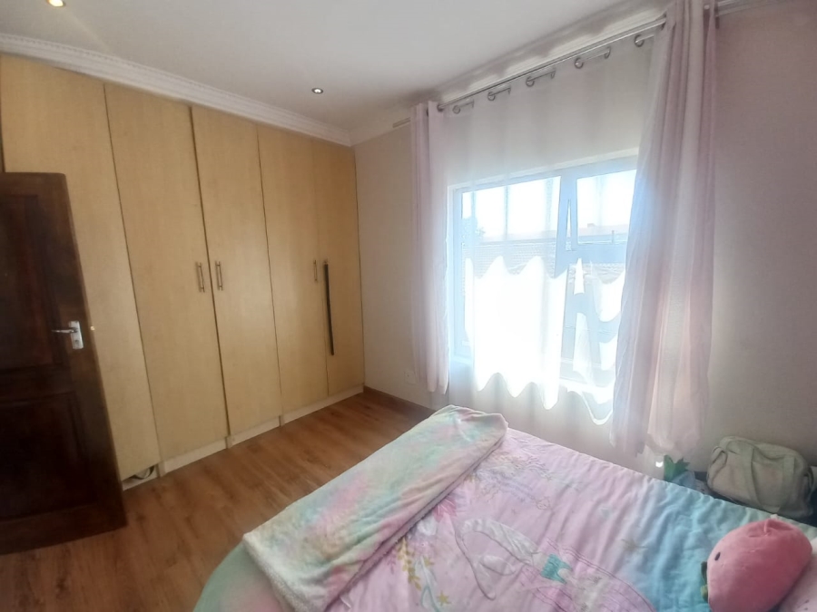 4 Bedroom Property for Sale in Vanderbijlpark SE 8 Gauteng