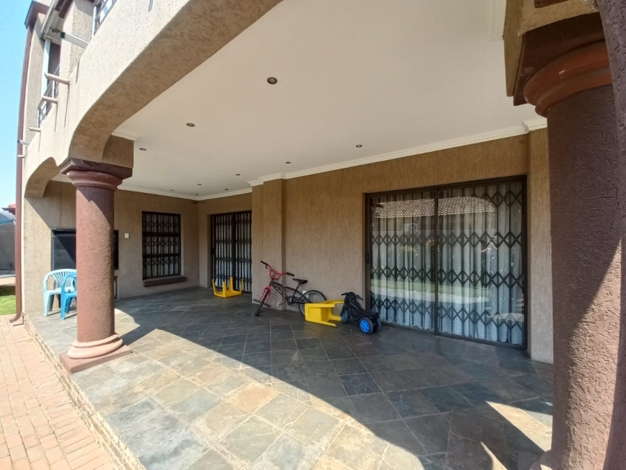 4 Bedroom Property for Sale in Vanderbijlpark SE 8 Gauteng