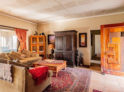 6 Bedroom Property for Sale in Eikenhof Gauteng