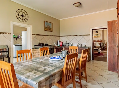 6 Bedroom Property for Sale in Eikenhof Gauteng