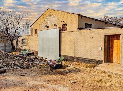 6 Bedroom Property for Sale in Eikenhof Gauteng