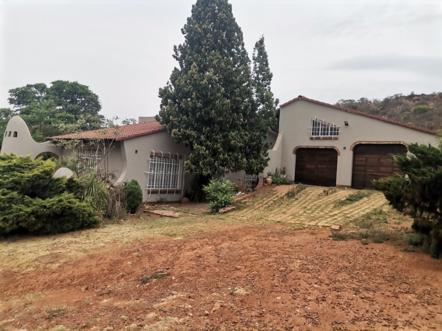 3 Bedroom Property for Sale in Golf View Gauteng