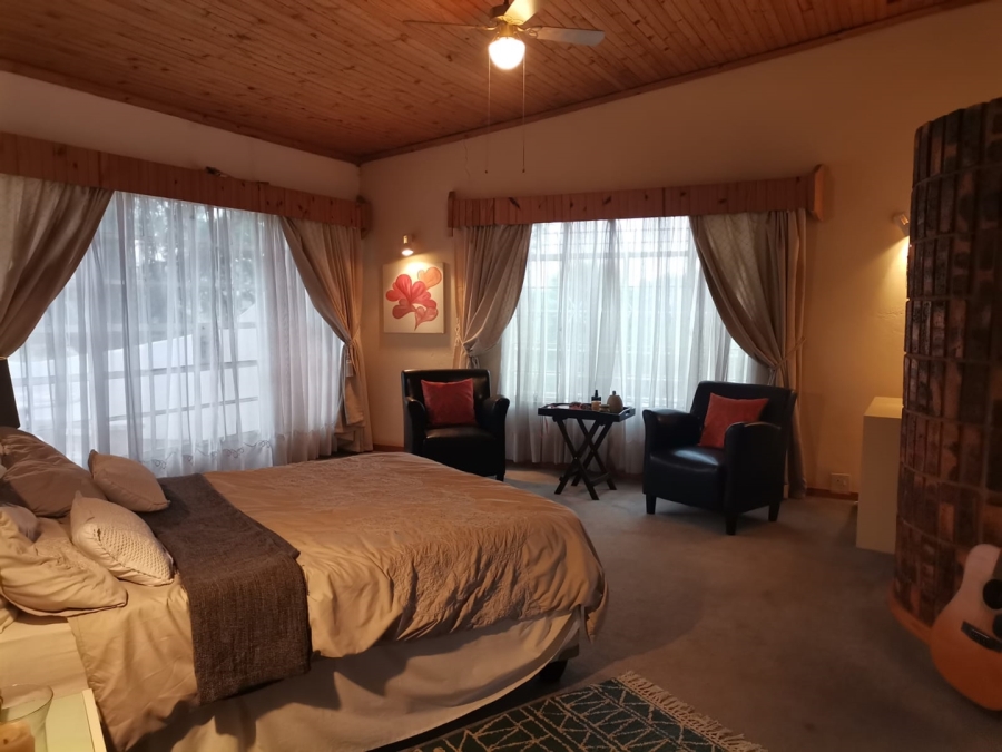 3 Bedroom Property for Sale in Golf View Gauteng