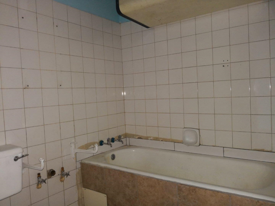 0 Bedroom Property for Sale in Laudium Gauteng