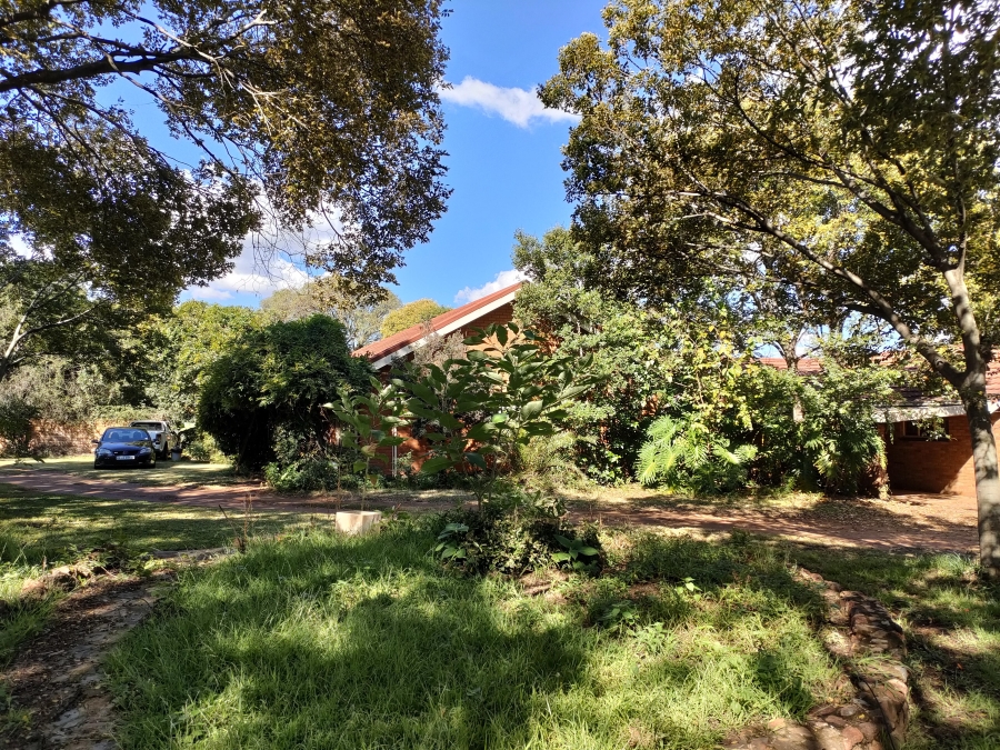 4 Bedroom Property for Sale in Raslouw Gauteng