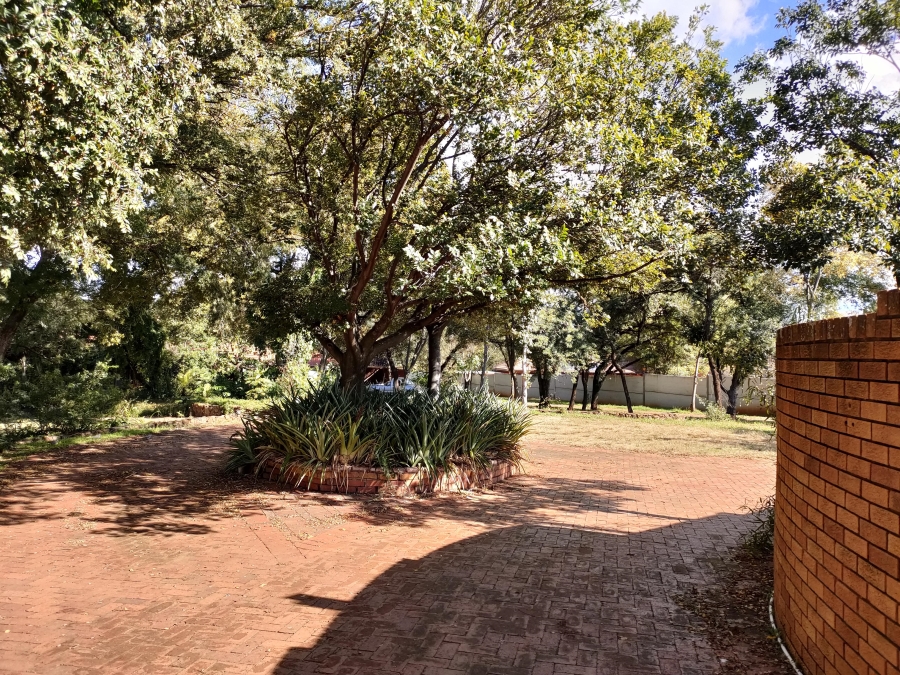 4 Bedroom Property for Sale in Raslouw Gauteng