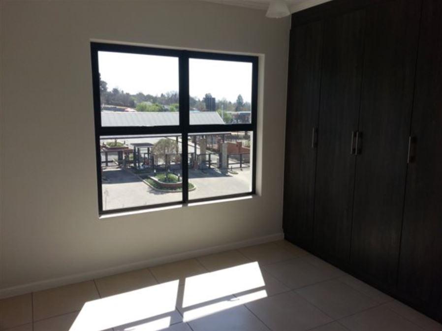 1 Bedroom Property for Sale in Olivedale Gauteng