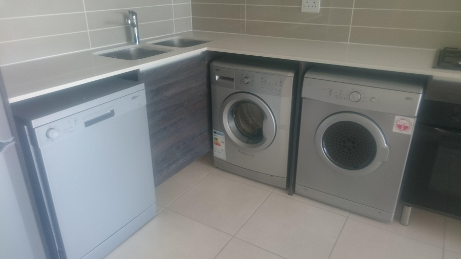 1 Bedroom Property for Sale in Olivedale Gauteng