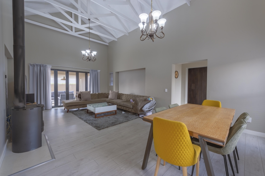 3 Bedroom Property for Sale in Copperleaf Estate Gauteng