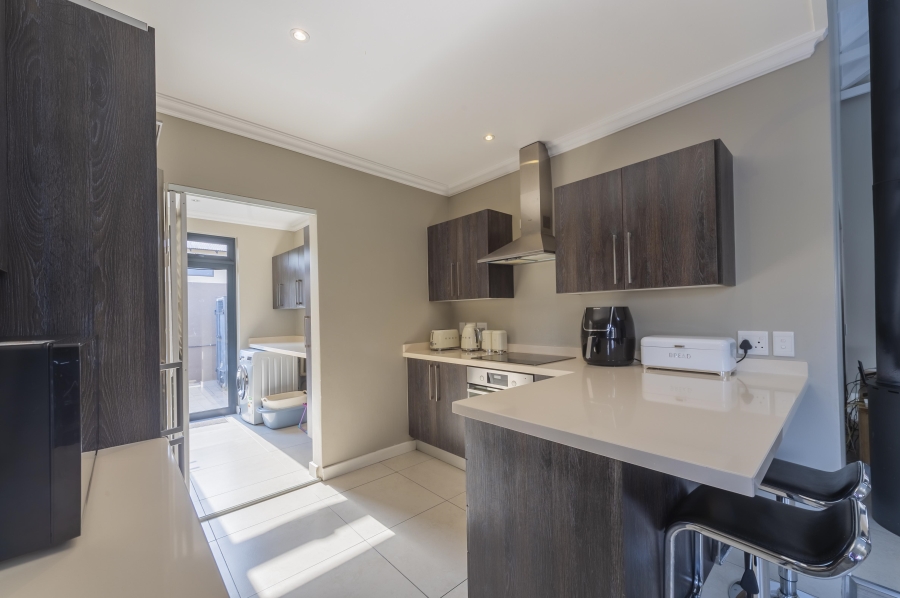 3 Bedroom Property for Sale in Copperleaf Estate Gauteng