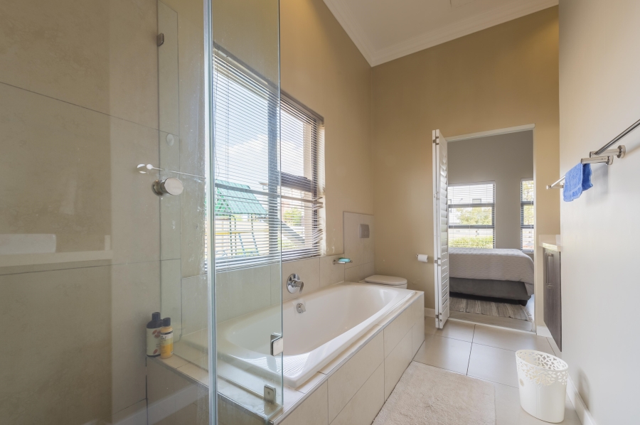 3 Bedroom Property for Sale in Copperleaf Estate Gauteng