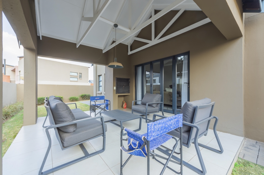 3 Bedroom Property for Sale in Copperleaf Estate Gauteng