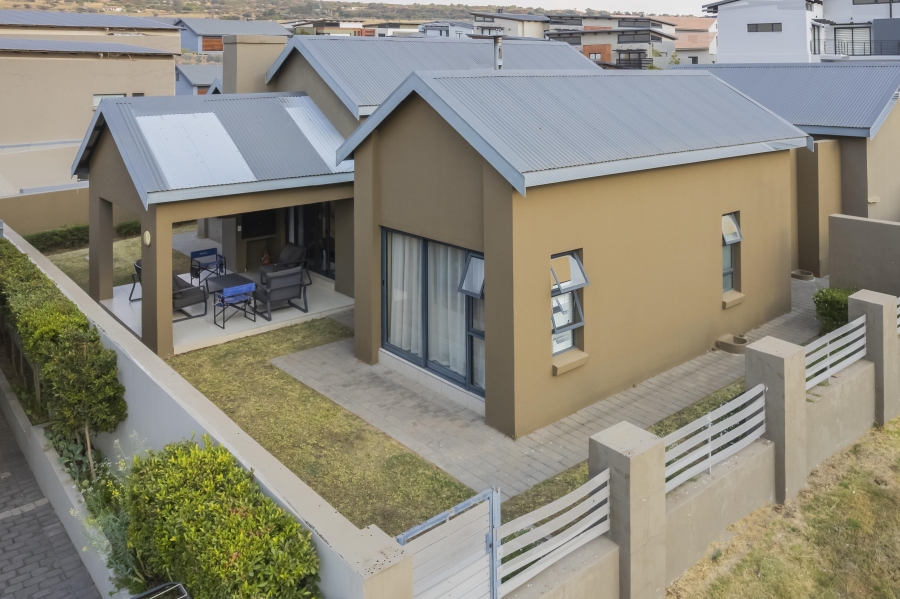 3 Bedroom Property for Sale in Copperleaf Estate Gauteng