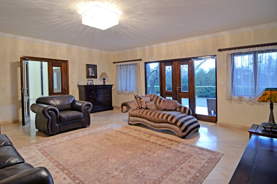 5 Bedroom Property for Sale in Bryanston Gauteng