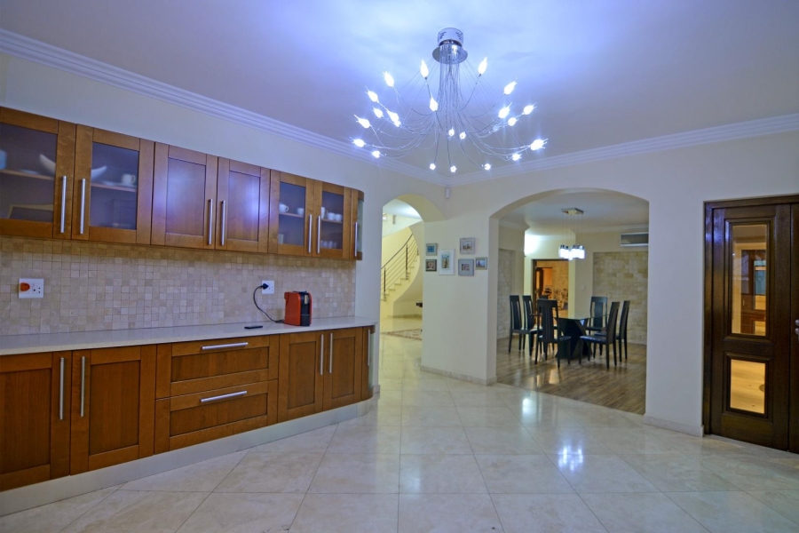 5 Bedroom Property for Sale in Bryanston Gauteng