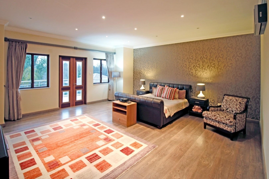 5 Bedroom Property for Sale in Bryanston Gauteng