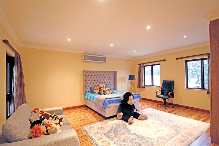 5 Bedroom Property for Sale in Bryanston Gauteng