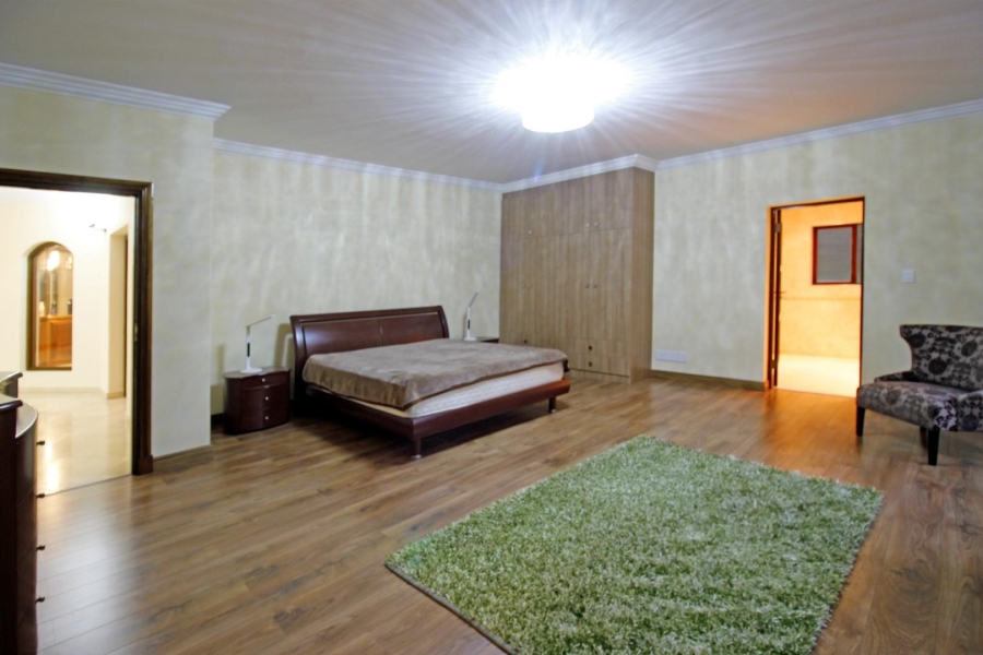 5 Bedroom Property for Sale in Bryanston Gauteng