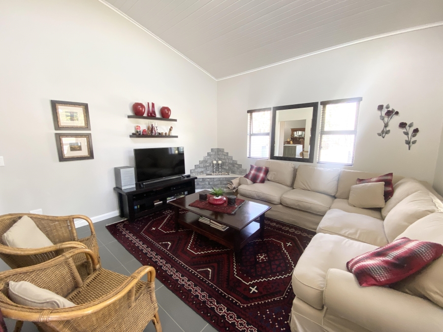 3 Bedroom Property for Sale in Copperleaf Estate Gauteng