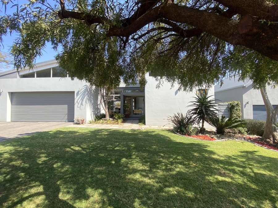 3 Bedroom Property for Sale in Copperleaf Estate Gauteng