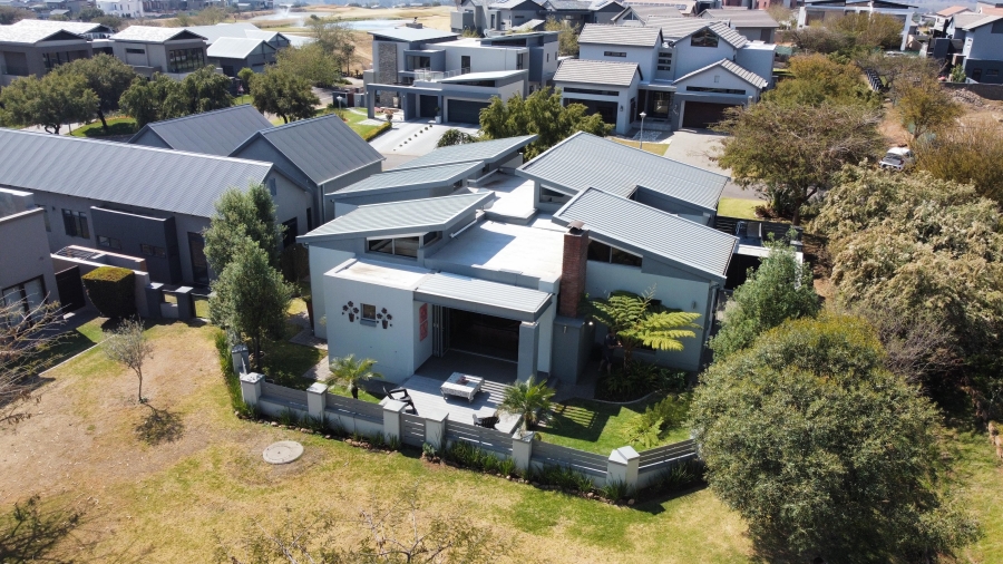 3 Bedroom Property for Sale in Copperleaf Estate Gauteng