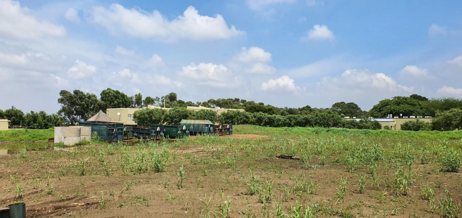 Commercial Property for Sale in Meadowdale Gauteng