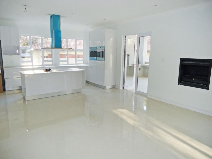 5 Bedroom Property for Sale in Bryanston Gauteng