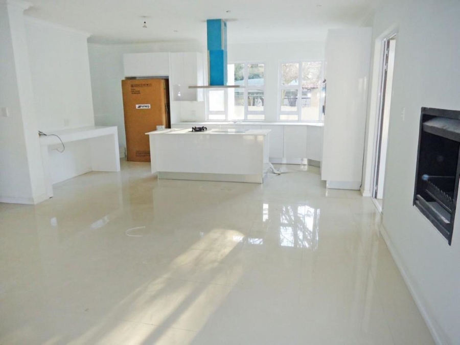 5 Bedroom Property for Sale in Bryanston Gauteng