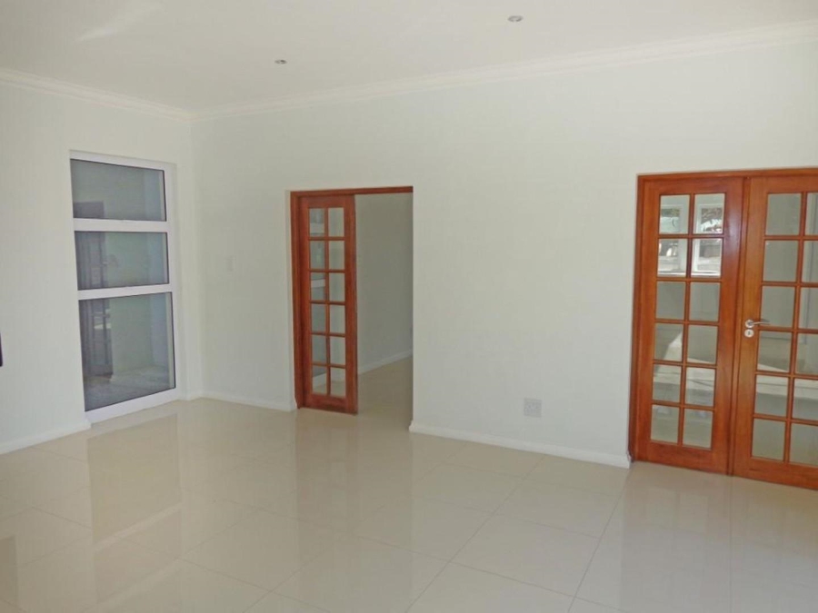 5 Bedroom Property for Sale in Bryanston Gauteng